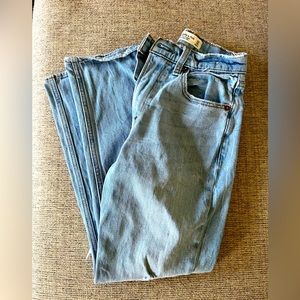 Abercrombie & Fitch, Ankle Straight, Ultra High Rise, Light Wash, Size 24S (00S)